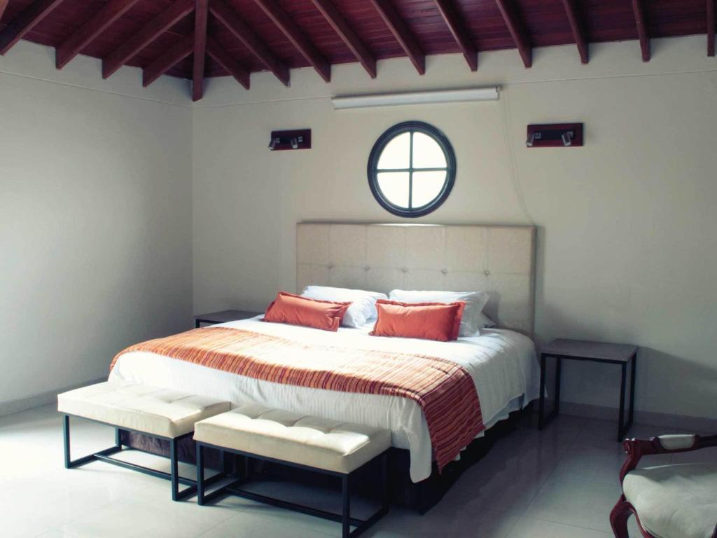 Villa de los Angeles Medellín Habitación foto